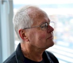 Dr. Robert McNeilly
